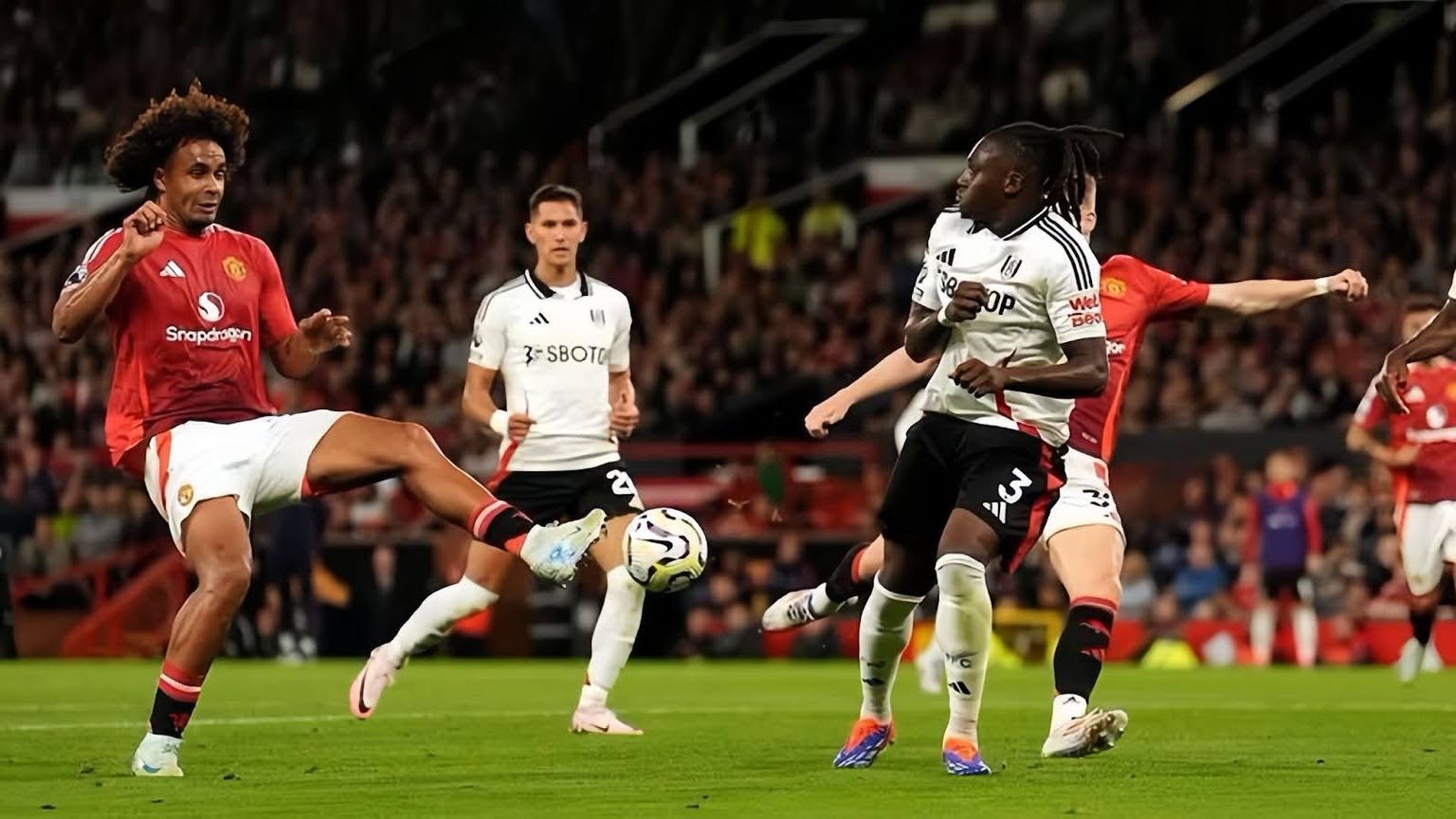 Dự đoán soi kèo Fulham vs Manchester United 02h00 ngày 27/01/2025 – Ngoại Hạng Anh